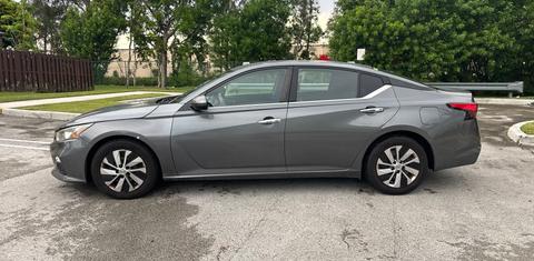 Nissan Altima 2020