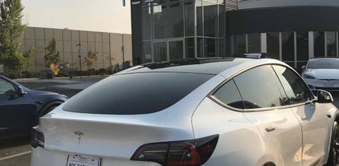Tesla Model Y 2020