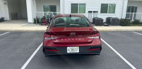 Hyundai Elantra Hybrid 2024