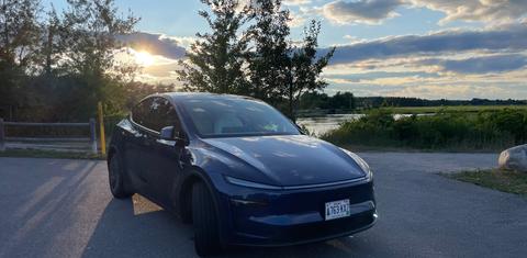 Tesla Model Y 2026