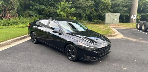 Hyundai Elantra 2023