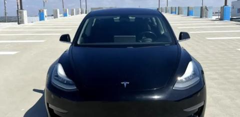 Tesla Model 3 2018
