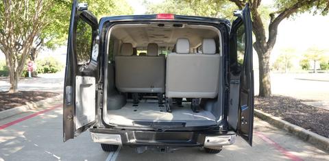 Nissan NV 2017