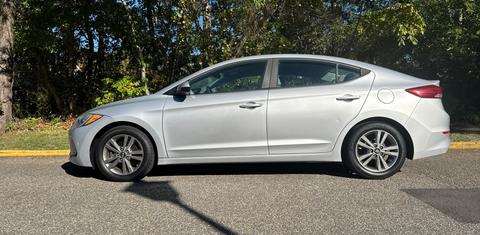 Hyundai Elantra 2017