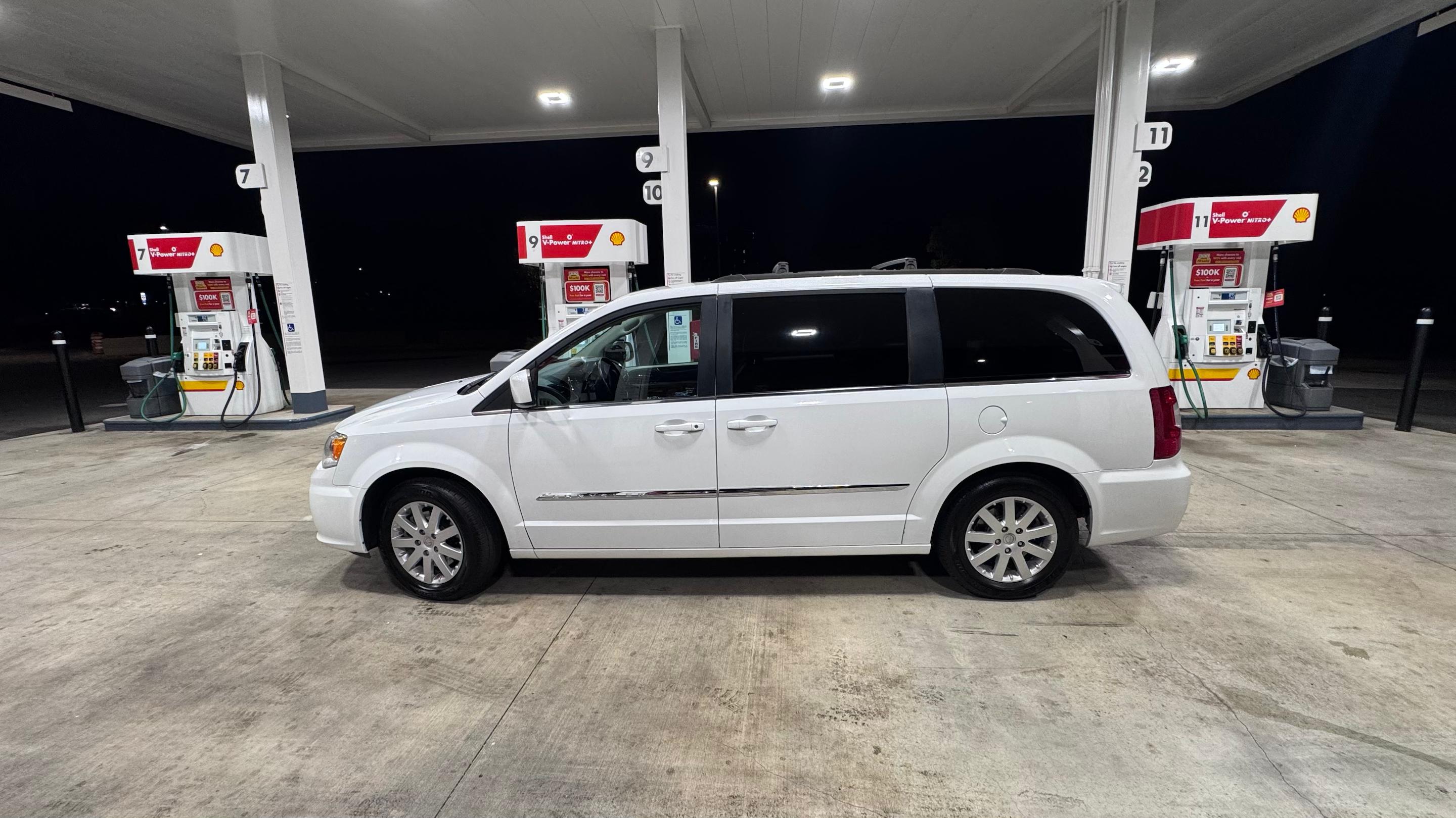 Chrysler Town & Country 2016 in Vancouver, WA