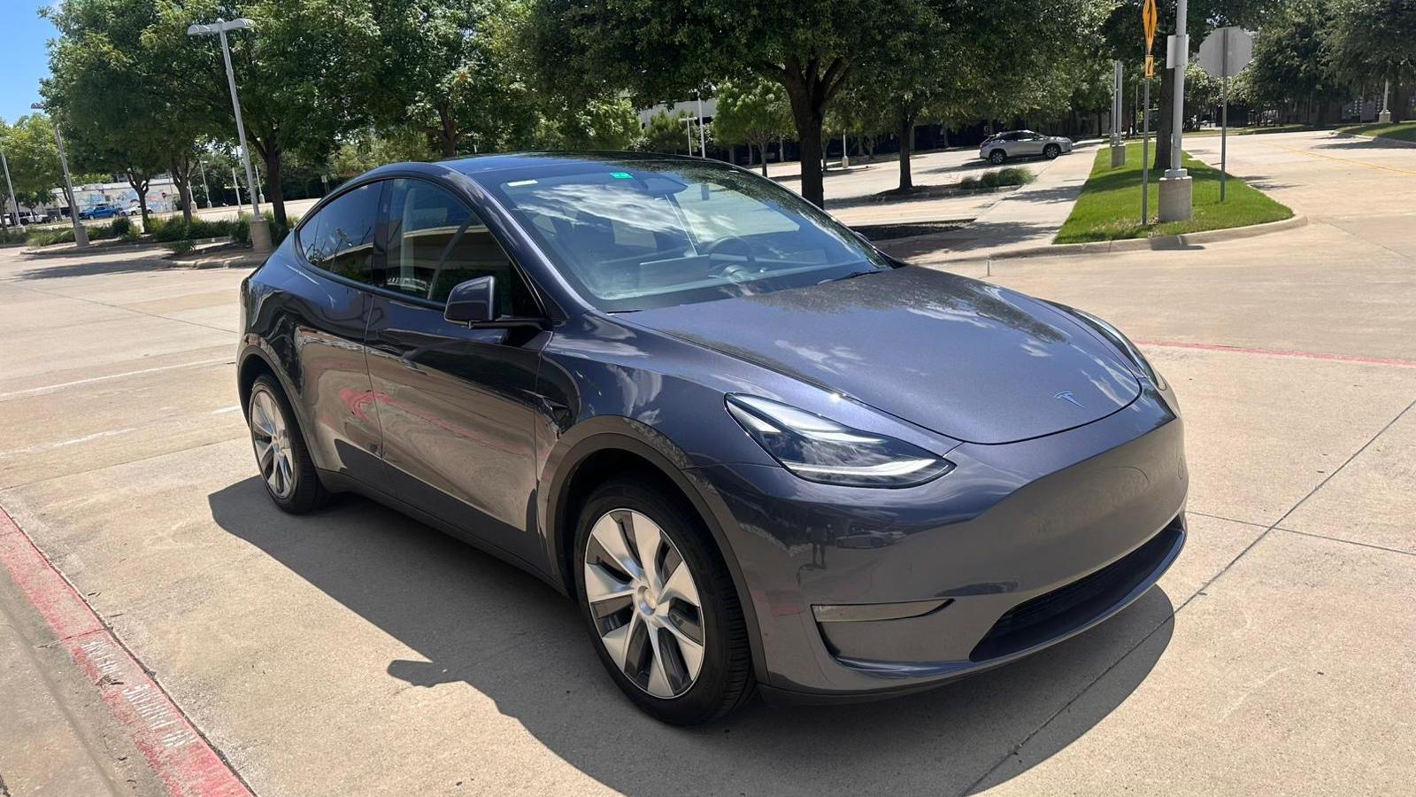Tesla Model Y 2023 in Dallas, TX