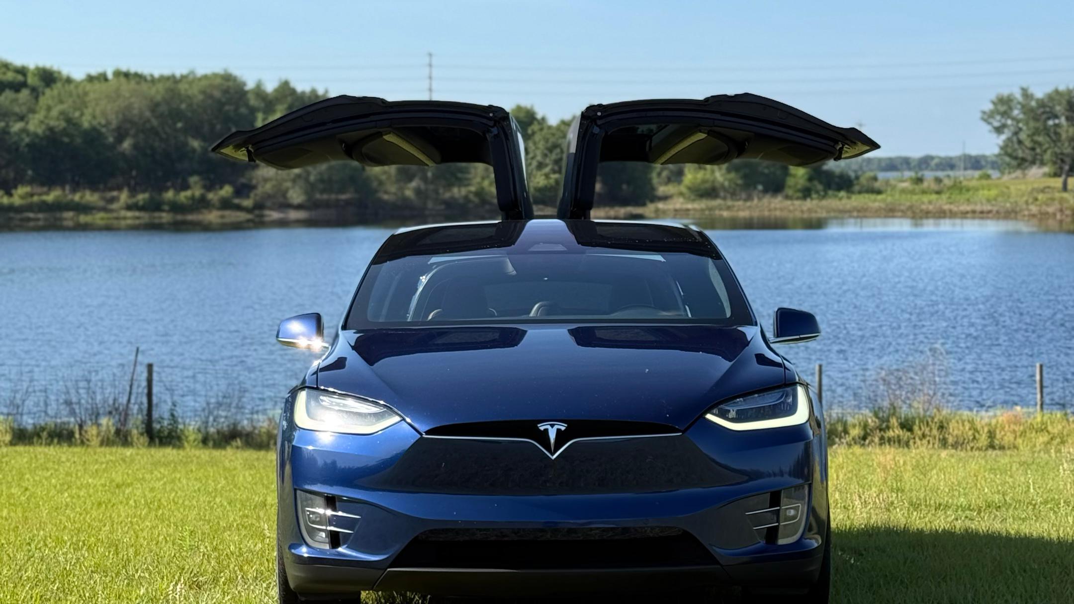 Tesla Model X 2019 in 