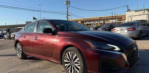 Nissan Altima 2025