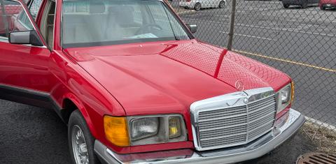 Mercedes-Benz SEL500 1985