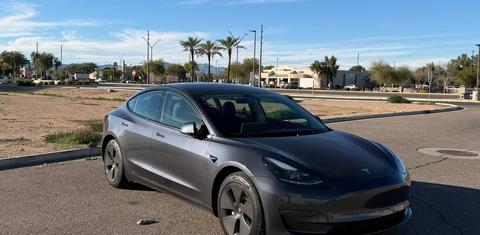 Tesla Model 3 2023