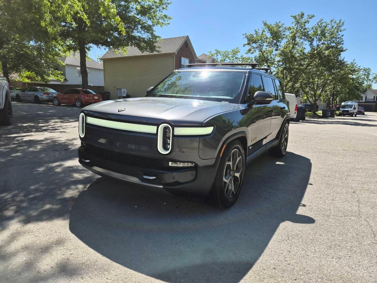 Rivian R1S 2022 in Lexington, KY