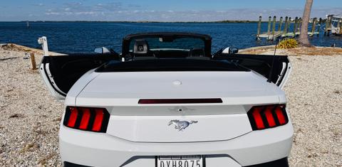 Ford Mustang 2024