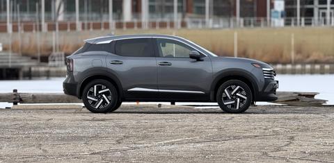 Nissan Kicks 2025