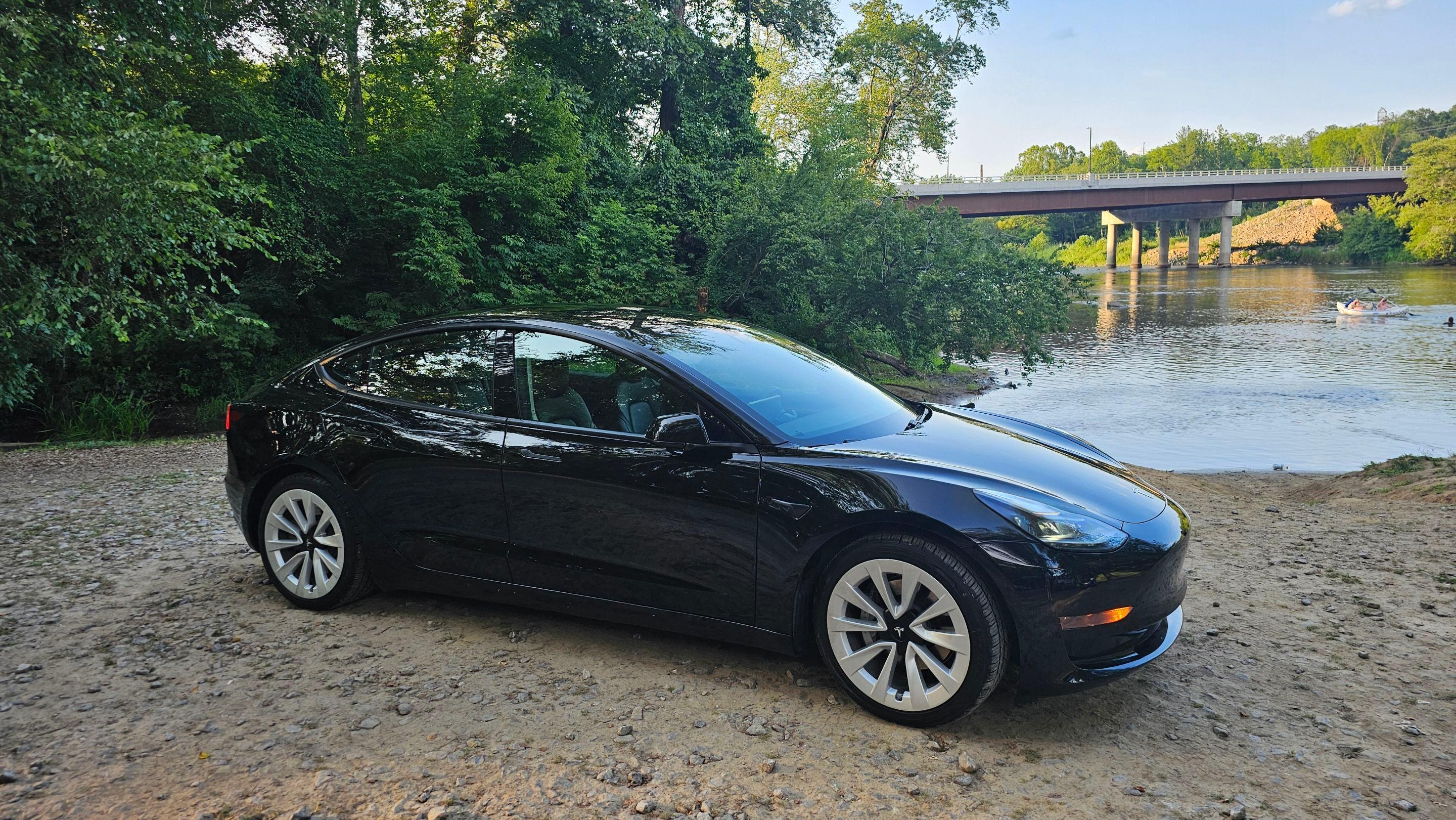 Tesla Model 3 2021 in Candler, NC