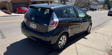 Toyota Prius c 2013