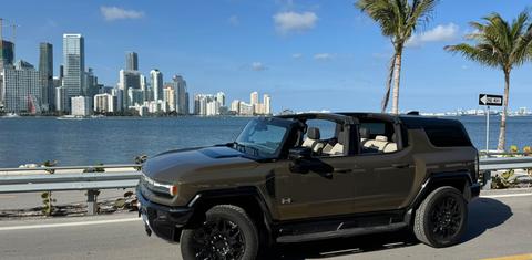GMC HUMMER EV SUV 2026
