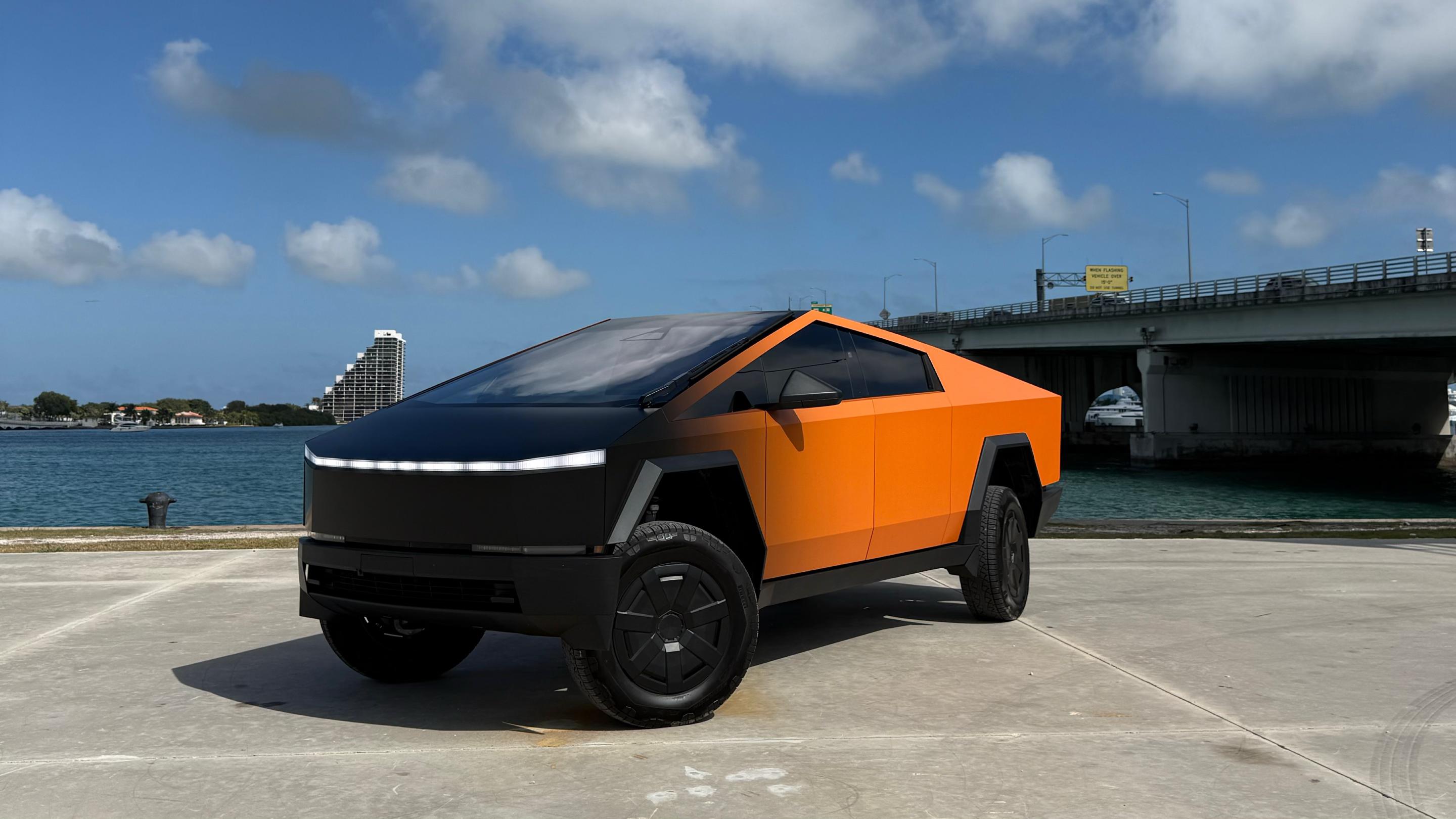 Tesla Cybertruck 2025 in West Palm Beach, FL