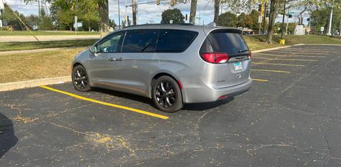 Chrysler Pacifica 2019