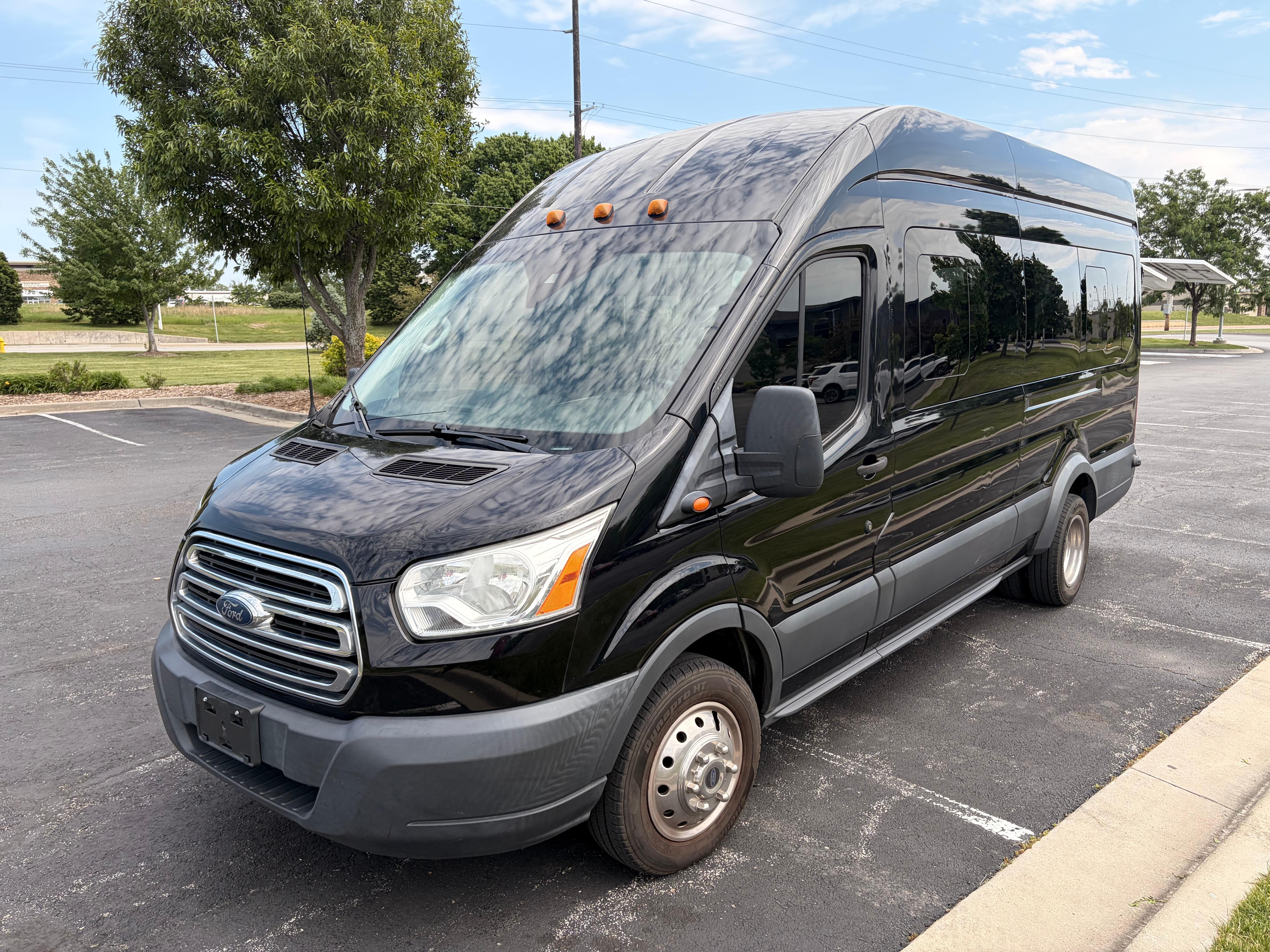 Ford Transit 2018 in Olathe, KS