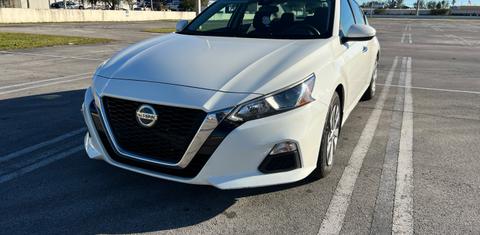 Nissan Altima 2021