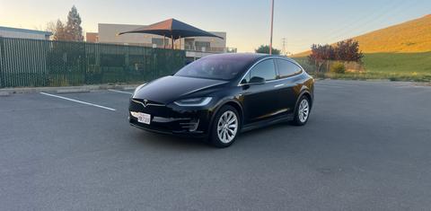 Tesla Model X 2018