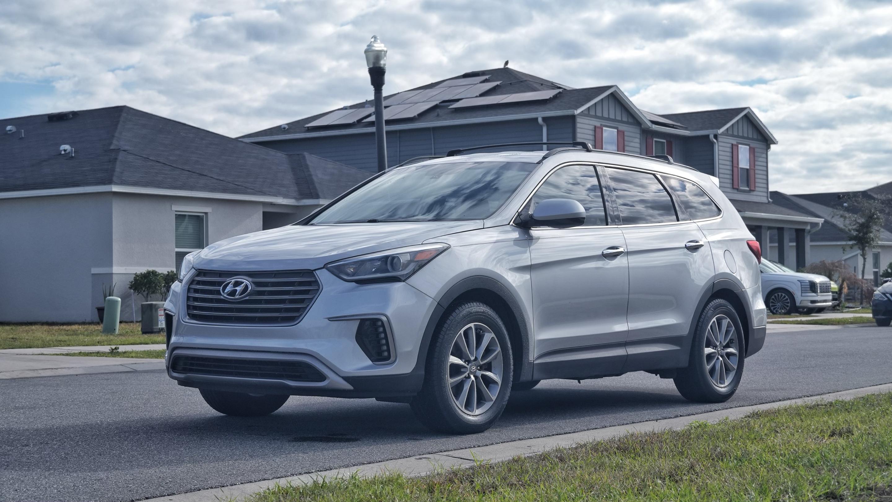 Hyundai Santa Fe 2017 in Kissimmee, FL