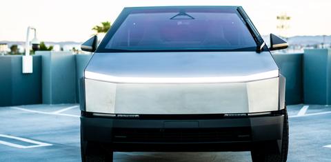 Tesla Cybertruck 2025