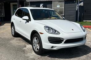 Porsche Cayenne car