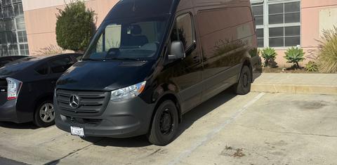 Mercedes-Benz Sprinter 2025
