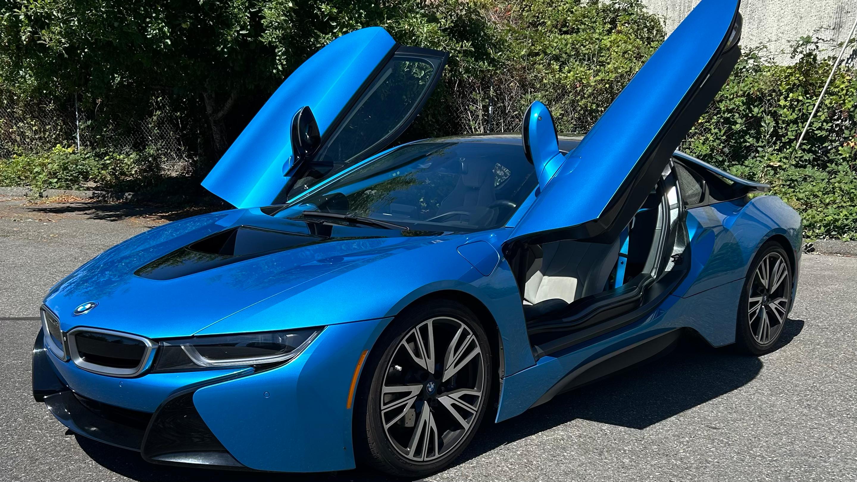 BMW i8 2015 in Tacoma, WA