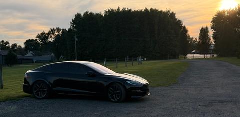 Tesla Model S 2021