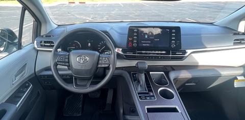 Toyota Sienna 2023 rental in Madison, WI by Ziyi T. | Turo