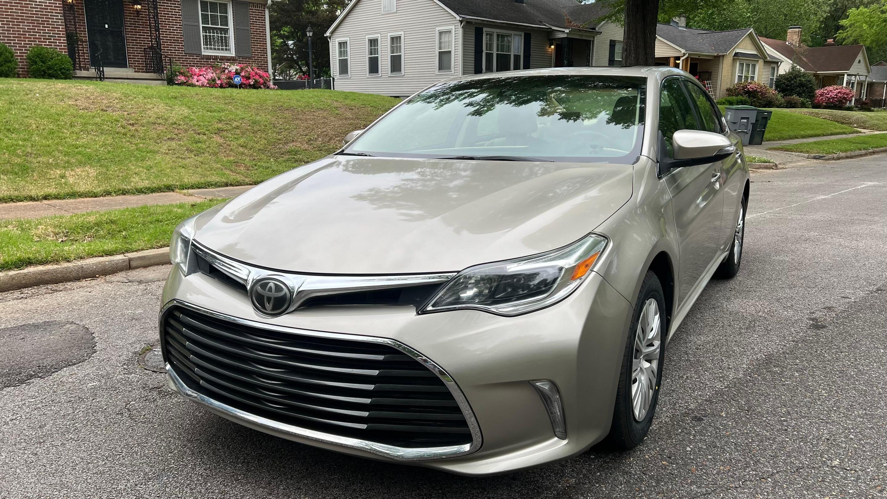 Toyota Avalon 2017 in Memphis, TN