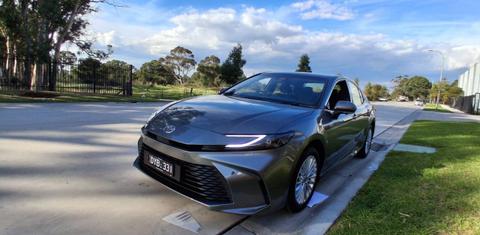 Toyota CAMRY 2026
