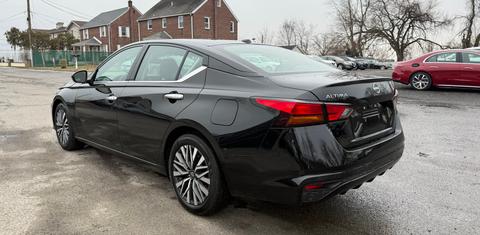 Nissan Altima 2025