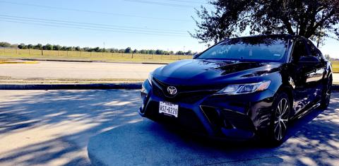 Toyota Camry 2019