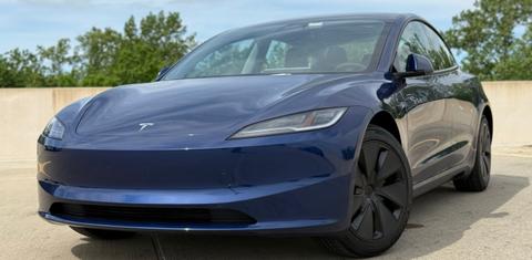 Tesla Model 3 2025