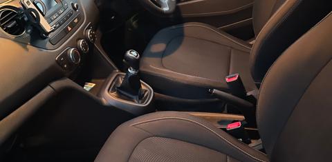Hyundai i10 2016