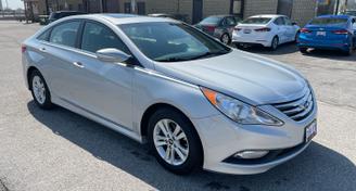 Hyundai Sonata 2014 — Options de location de voitures à Toronto, ON