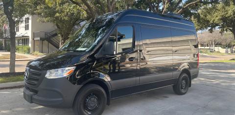 Mercedes-Benz Sprinter 2024