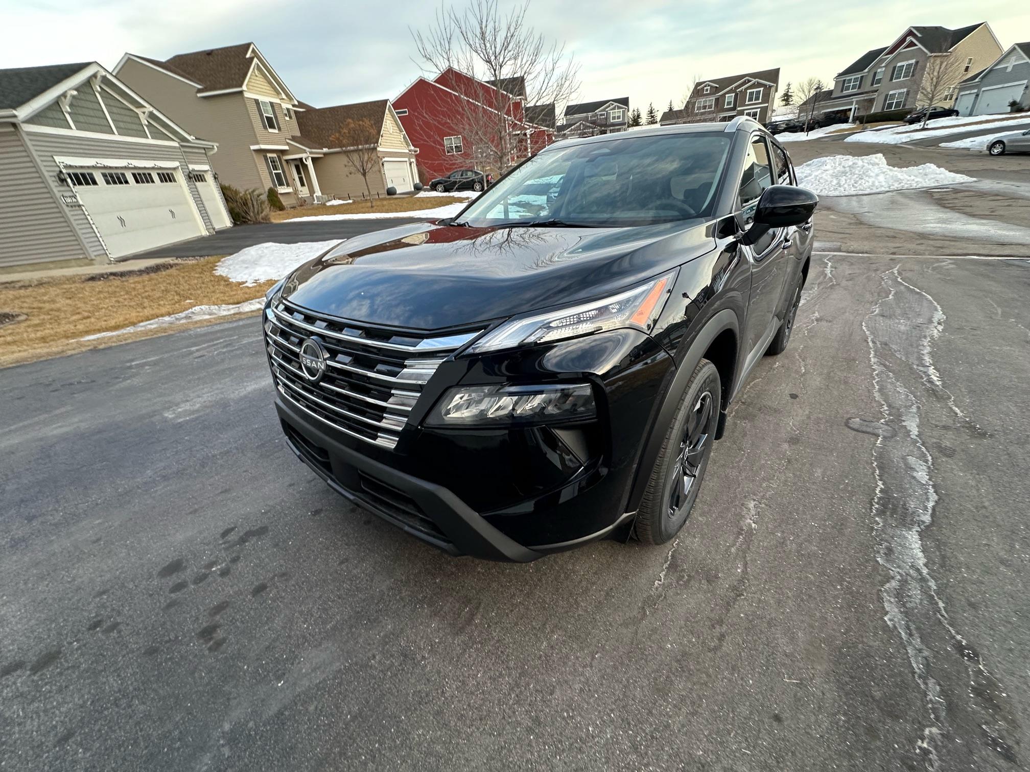 Nissan Rogue 2025 in Eagan, MN
