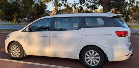 Kia CARNIVAL 2016