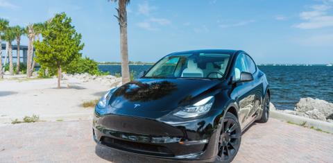 Tesla Model Y 2022