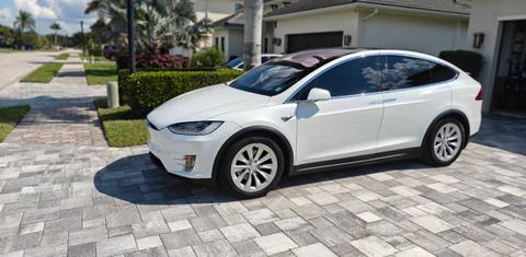 Tesla Model X 2020
