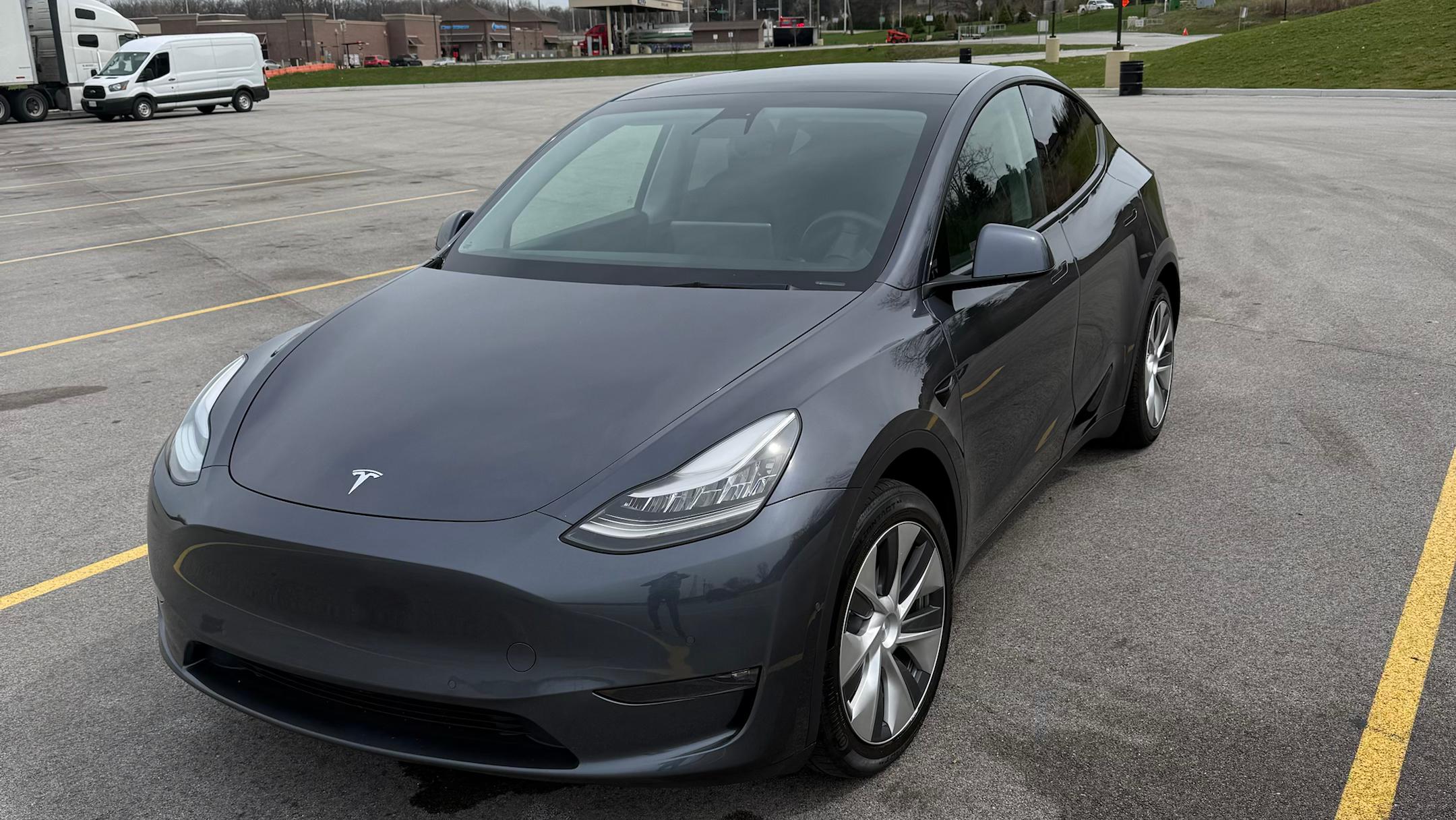 Tesla Model Y 2021 in Lemont, IL