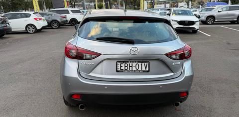 Mazda MAZDA3 2015