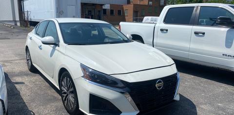 Nissan Altima 2023