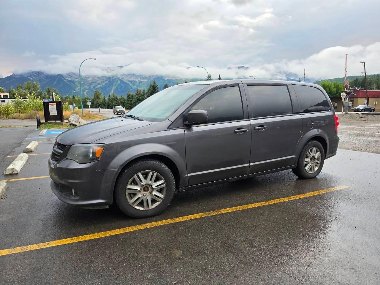 Dodge Grand Caravan 2018 in Calgary, AB