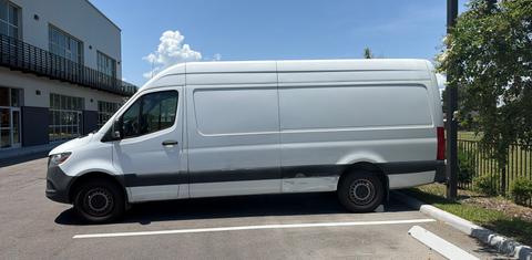 Mercedes-Benz Sprinter Cargo 2023