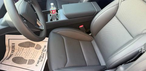 Tesla Model 3 2025